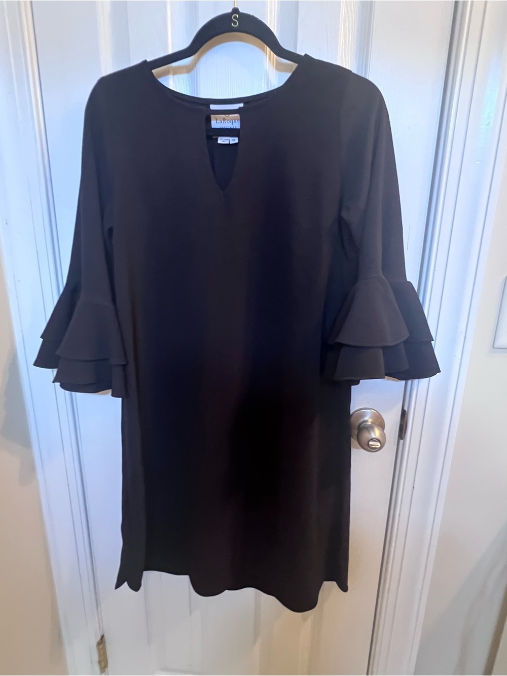LaRoque Shift Black Dress Split Neck Tiered Ruffle Sleeve LBD CBK Small